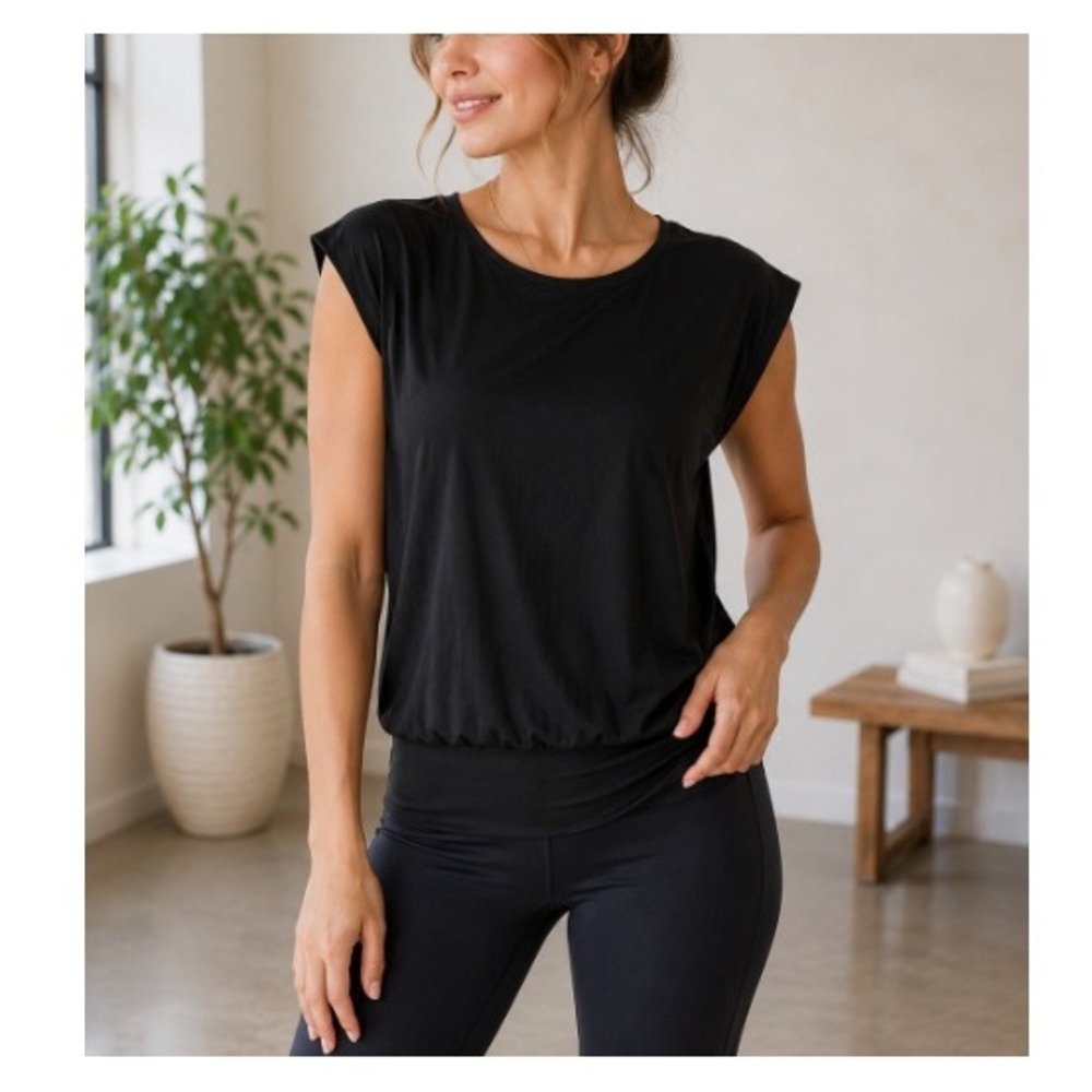 Kische Women's Black Cap Sleeve Blouson Banded Hem Pullover Top‎ Size S